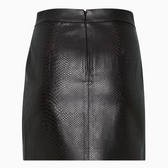 Aritizia black rattlesnake print mini skirt - Wilfred Patio Mini Skirt - Picture 3 of 7